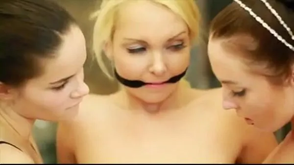 XXX Teen lesbian threesome | Watch more videos Video hàng đầu