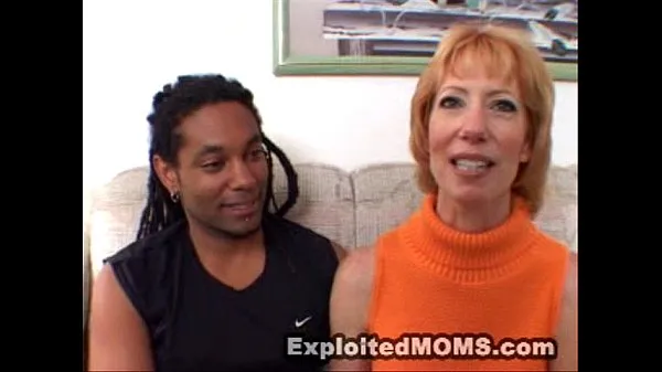 XXX Sexy Older Moms Loves Fucking Big Black Cock in Interracial Video วิดีโอยอดนิยม