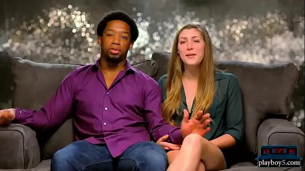 XXX Interracial couple finds blonde for their first threesome legnépszerűbb videók