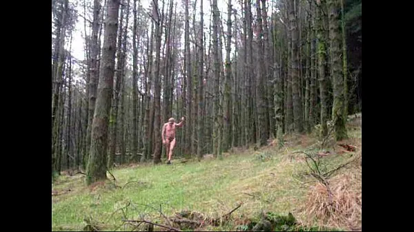 XXX Public woods in panties and getting naked najboljših videoposnetkov