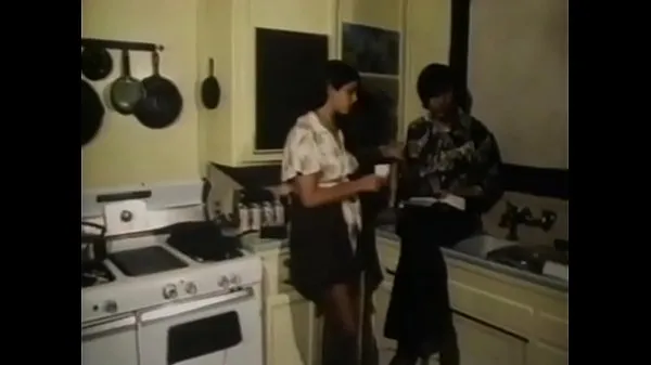 XXX سب سے اوپر کی ویڈیوز Young Hustle - 1976