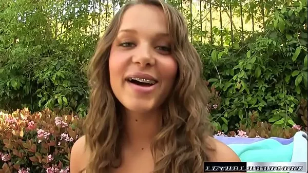 XXX Teen Liza Rowe gets hardcore creampie big cock κορυφαία βίντεο