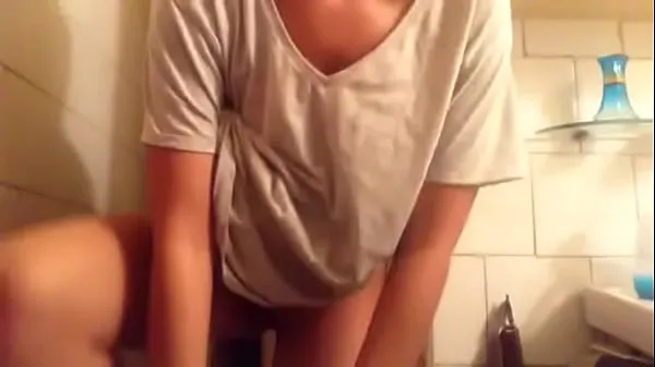 XXX toothbrush masturbation - sexy wet girlfriend in bathroom toppvideoer