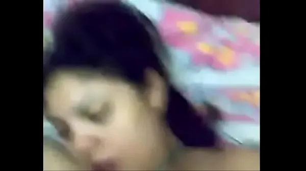 XXX Indian desi babe moan while fucked harked by boyfriend κορυφαία βίντεο
