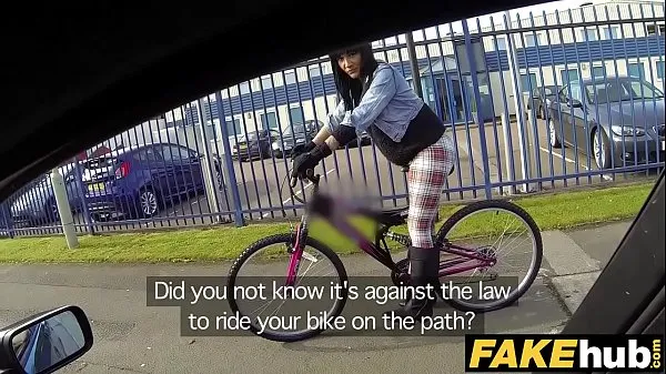 XXX Fake Cop Hot cyclist with big tits and sweet ass أفضل مقاطع الفيديو