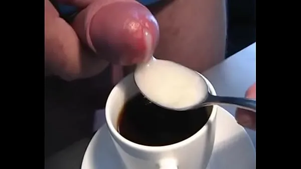 XXX Making a coffee cut热门视频