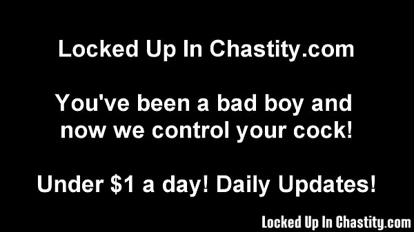 XXX سب سے اوپر کی ویڈیوز How does it feel to be locked in chastity