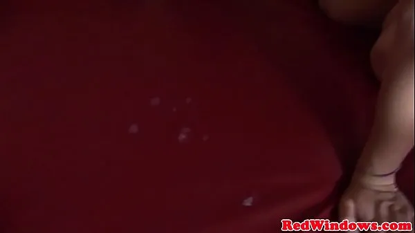 XXX Blonde dutch hooker facialized after fucking Video teratas