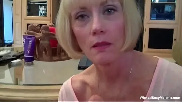XXX Scolded By Angry Grandma top videoer