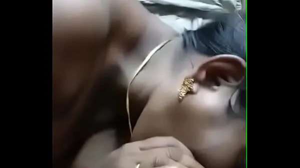 XXX سب سے اوپر کی ویڈیوز Tamil aunty sucking my dick