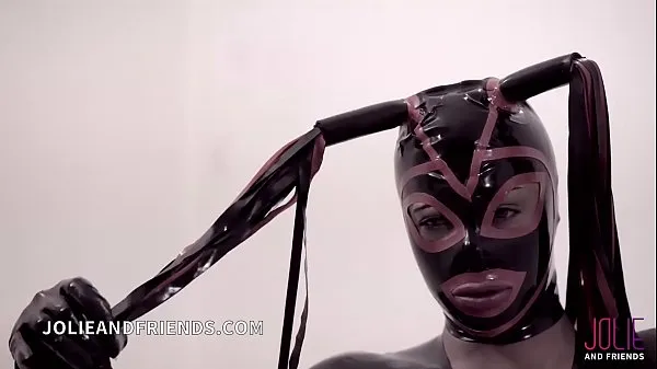 XXX Trans mistress in latex exclusive scene with dominated slave fucked hard najboljših videoposnetkov