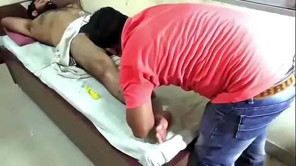XXX hairy indian getting massage วิดีโอยอดนิยม