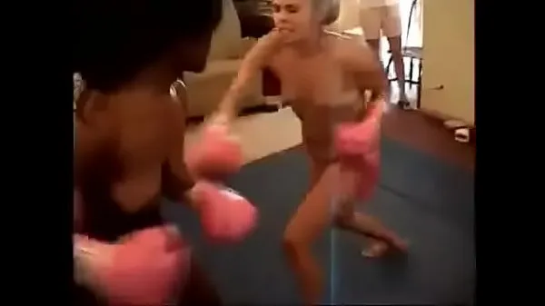 XXX ebony vs latina boxing top video's
