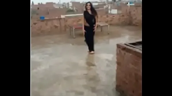 XXX hot dance outdoor indian teen saree girl top videa