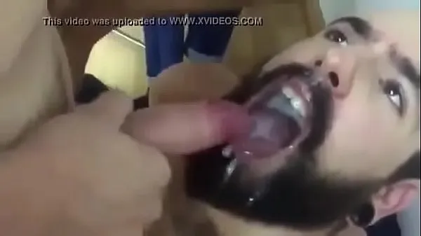 XXX Swallowing a battalion of fucking males toppvideoer