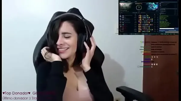 XXX Streamers moaning live Video teratas