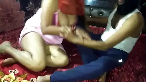 XXX Indian housewife make relationship with her part 1 najboljših videoposnetkov