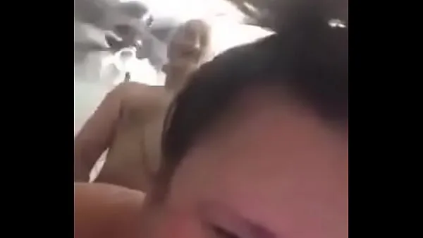 XXX Wife begging old man for his seed शीर्ष वीडियो