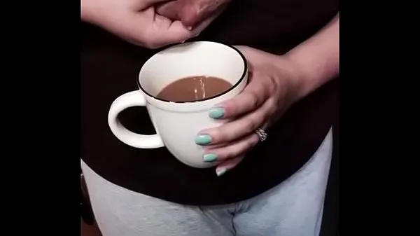 XXX Lactating amateur breast milk najlepšie videá