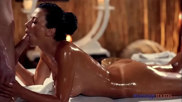XXX Massage Rooms Sexy brunettes hot tight slick tanned body fucked วิดีโอยอดนิยม