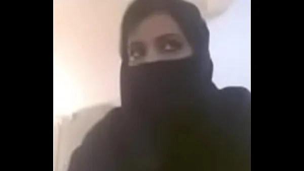 XXX Muslim hot milf expose her boobs in videocall top Videos