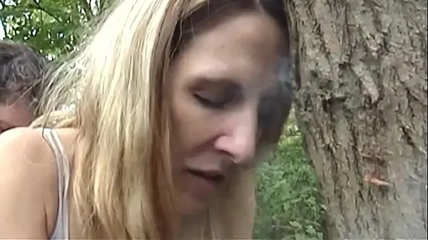 XXX Marie Madison Public Smoke and Fuck in Woods en iyi Videolar