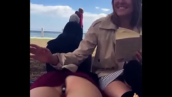 XXX On the beach κορυφαία βίντεο