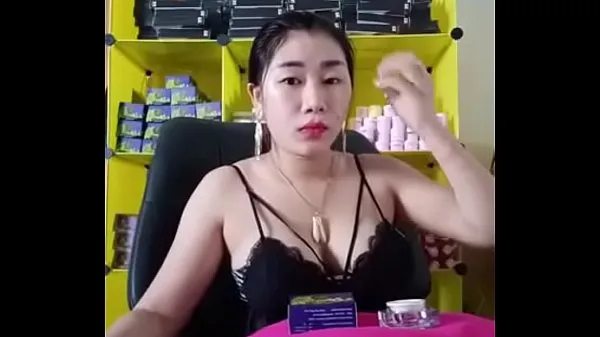 XXX Khmer Girl (Srey Ta) Live to show nude suosituinta videota