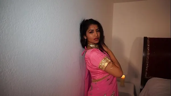 XXX Seductive Dance by Mature Indian on Hindi song - Maya bästa videor