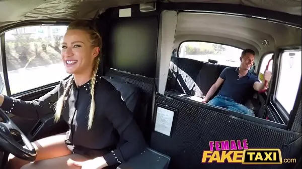 XXX Female Fake Taxi Horny blonde driver Cherry Kiss recognises studs cock en iyi Videolar