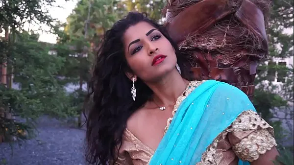 XXX Desi Bhabi Maya Rati In Hindi Song - Maya Video teratas