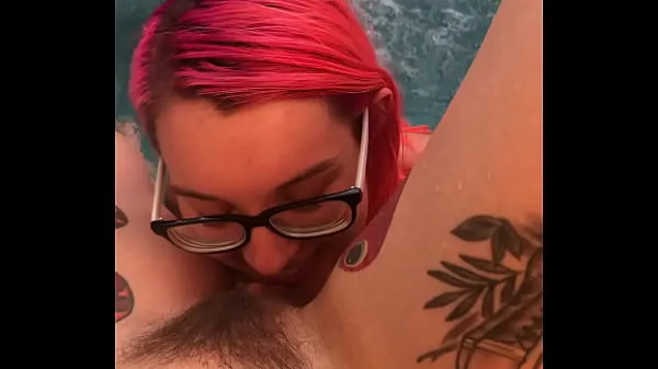 XXX CirenV getting her pussy eat in jacuzzi by hot young bi girl OpalSexx κορυφαία βίντεο