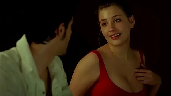 XXX Italian Miriam Giovanelli sex scenes in Lies And Fat toppvideoer