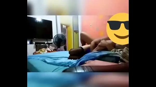 XXX Keeping the dick on the side of the cdzinha top Vidéos