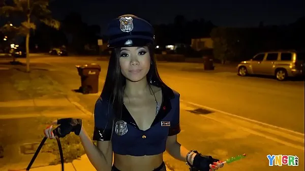 XXX سب سے اوپر کی ویڈیوز YNGR - Asian Teen Vina Sky Fucked On Halloween