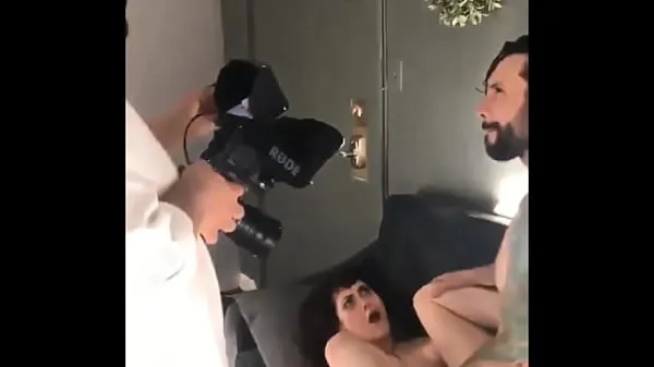 XXX CAMERAMAN EATING CHOCOLATE ECLAIR WHILE RECORDING PORN SCENE (giving in the mouth for the actor to eat, she got mad najlepsze filmy