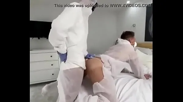XXX UNCLE AND ASS NEPHEW Protecting themselves from Covid-19 najboljših videoposnetkov
