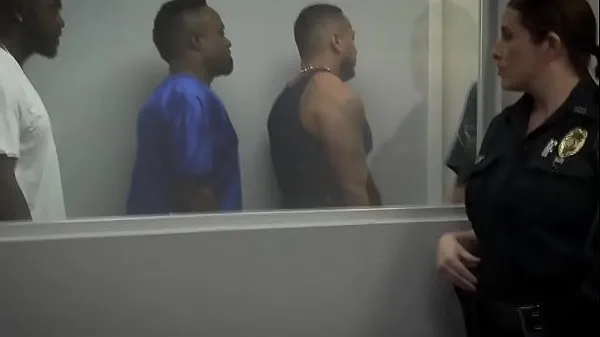 XXX Hot threesome with two horny cops najlepšie videá