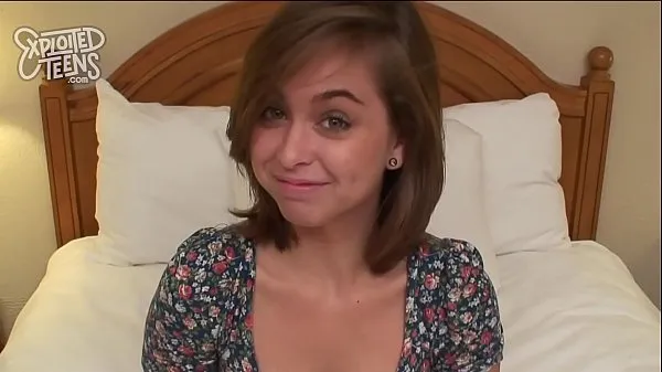 XXX Riley Reid Can Be Seen Here Starring in Her First Porn Video teratas