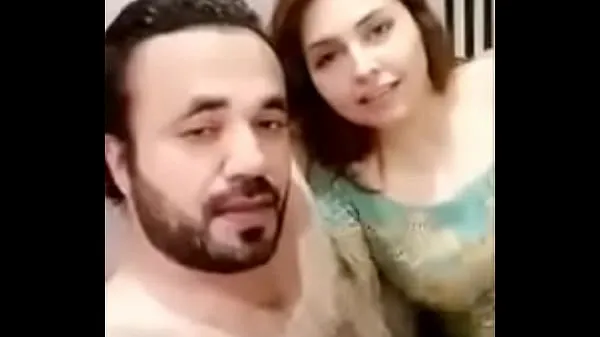 XXX سب سے اوپر کی ویڈیوز uzma khan leaked video