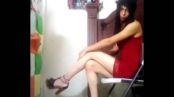 XXX Sexy skinny Tranny in high heels with his long horny legs enjoying chair PART 2 najboljših videoposnetkov