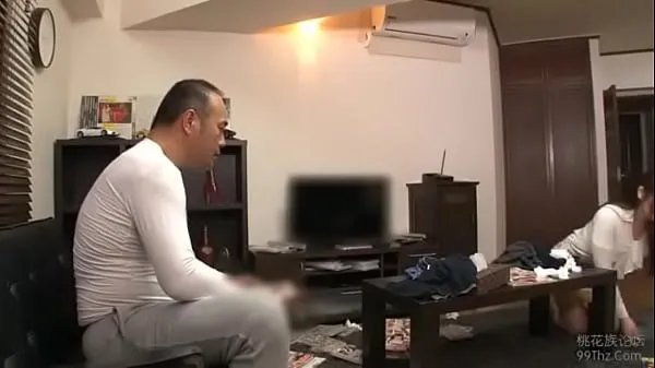 XXX Father in law try to m热门视频