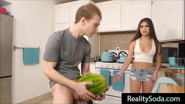 XXX سب سے اوپر کی ویڈیوز step Brother fucks stepsister instead of watermelon
