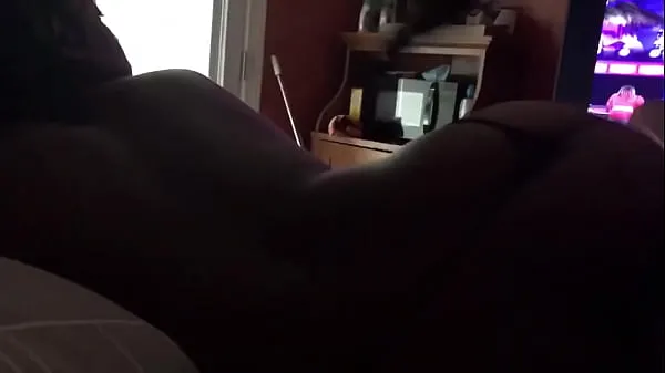 XXX July 28 2020 she threw that ass bacc on her side follow me on Sc Video teratas