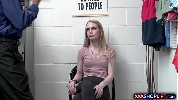 XXX Cute teen shoplifter caught and punish fucked legnépszerűbb videók