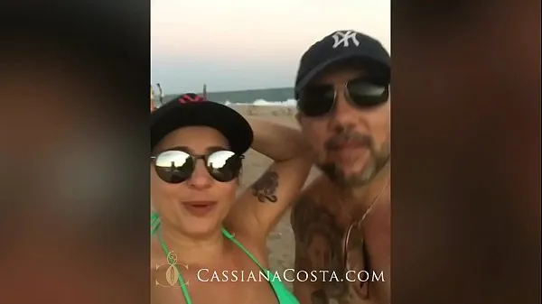 XXX I went to the beach with my husband and two friends - Lots of partying and sex Video teratas