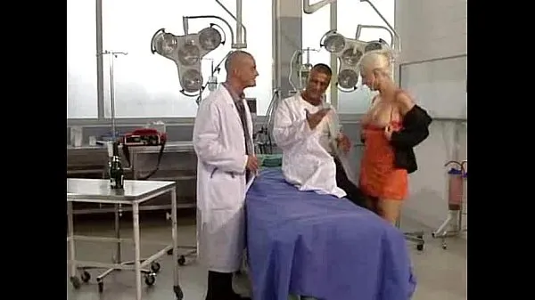 XXX Doctors group sex hospital bästa videor