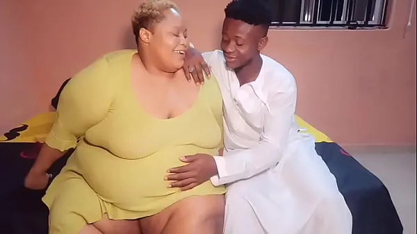 XXX AfricanChikito Fat Juicy Pussy opens up like a GEYSER legnépszerűbb videók