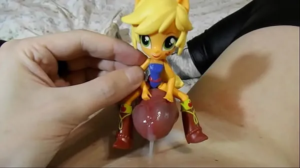 XXX سب سے اوپر کی ویڈیوز EroNekoKun] - MLP AppleJack Plush Toy transform into Girl
