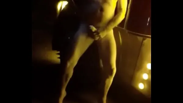 XXX Trucker Roadside Nude Jackin 2 κορυφαία βίντεο